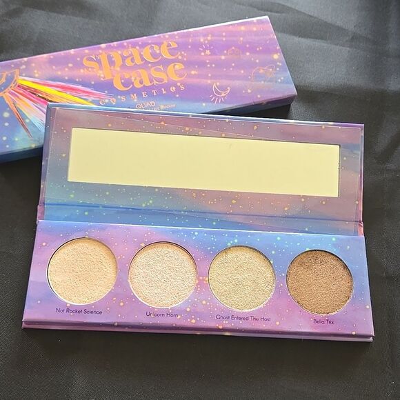 Space Case Cosmetics Eyeshadow Quad With Mirror Case And Makeup Cosmetics Beauty - Picture 5 of 16